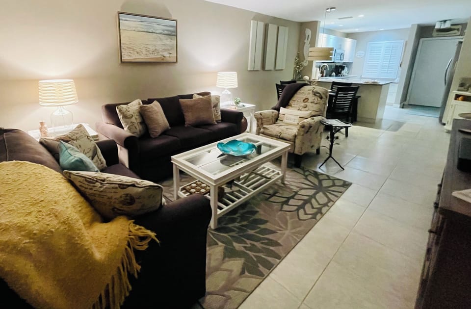 Open Concept... No Stairs!