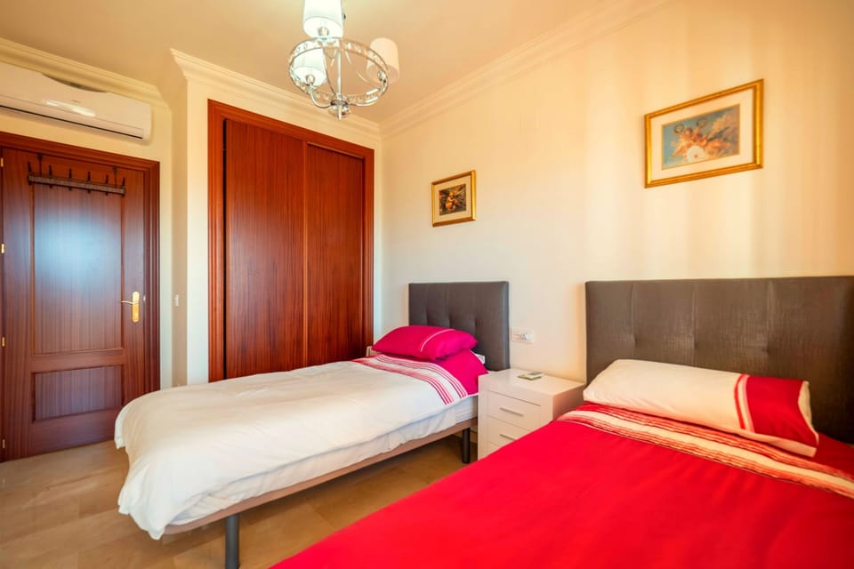 Upper Floor Twin Room