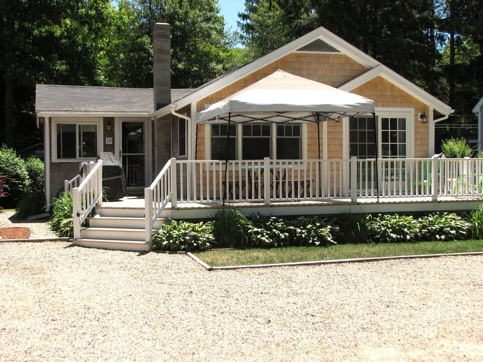 Lovely cottage style home. Parking for up to 4 vehicles