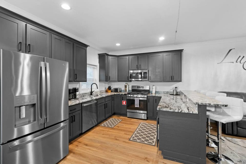 The brand new full-sized kitchen is perfect for the aspiring chef in your group.