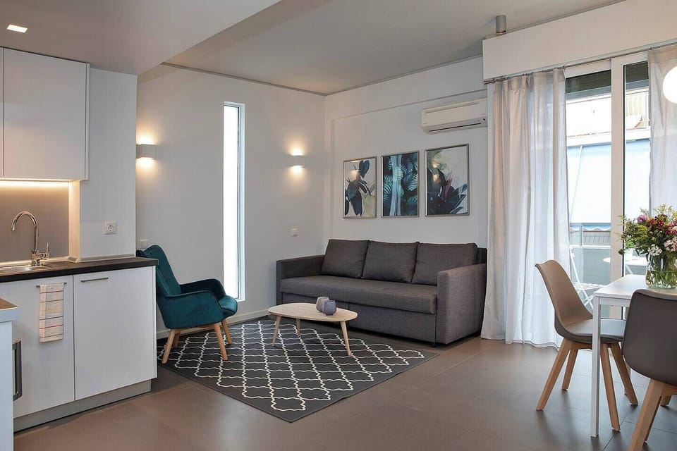 Living room &amp; kitchenette