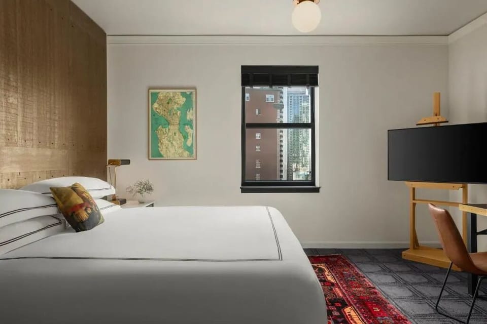 Unit with King size bed