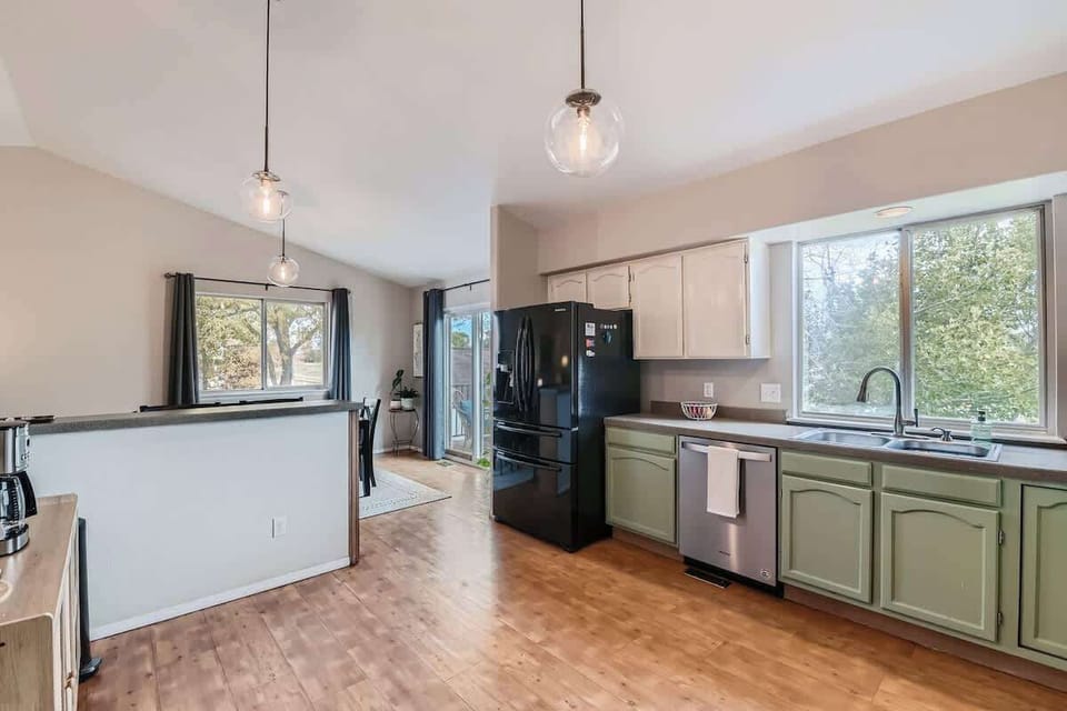 Well Equipped Kitchen 
