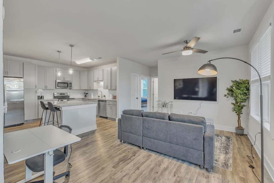 Whether hosting a party or enjoying a quiet evening, this living room adapts to your lifestyle, making every moment feel special.
