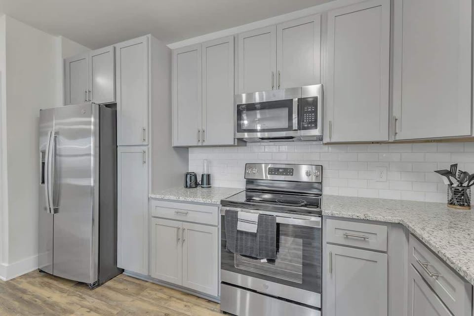 Whether you’re experimenting with new recipes or whipping up a quick dinner, this kitchen inspires creativity and convenience.