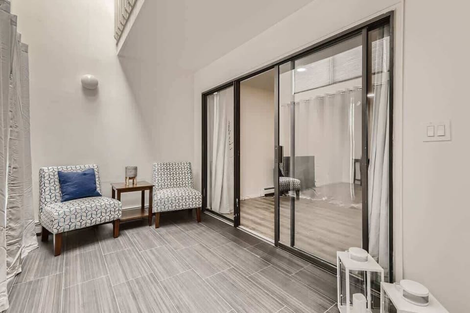 Sunroom 