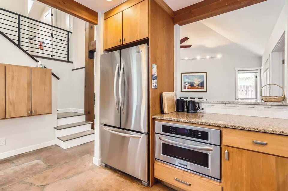 Full sized appliances 