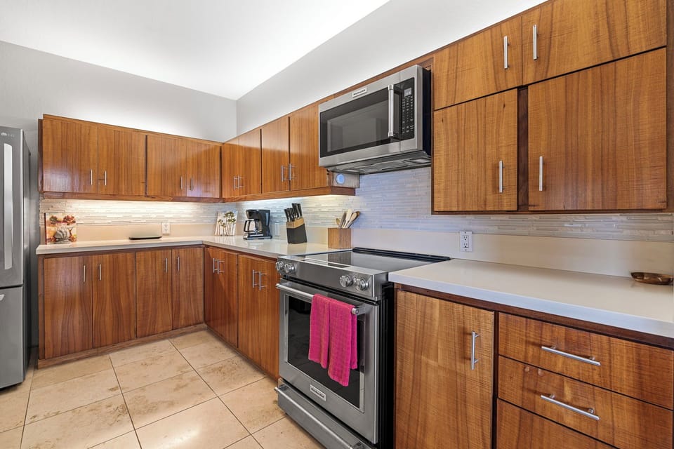 Fully Equipped Kitchen for All Your Cooking Needs