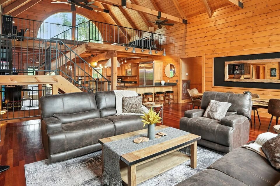 adcfbc18-f3f0-458b-91e9-b367a1295d1c