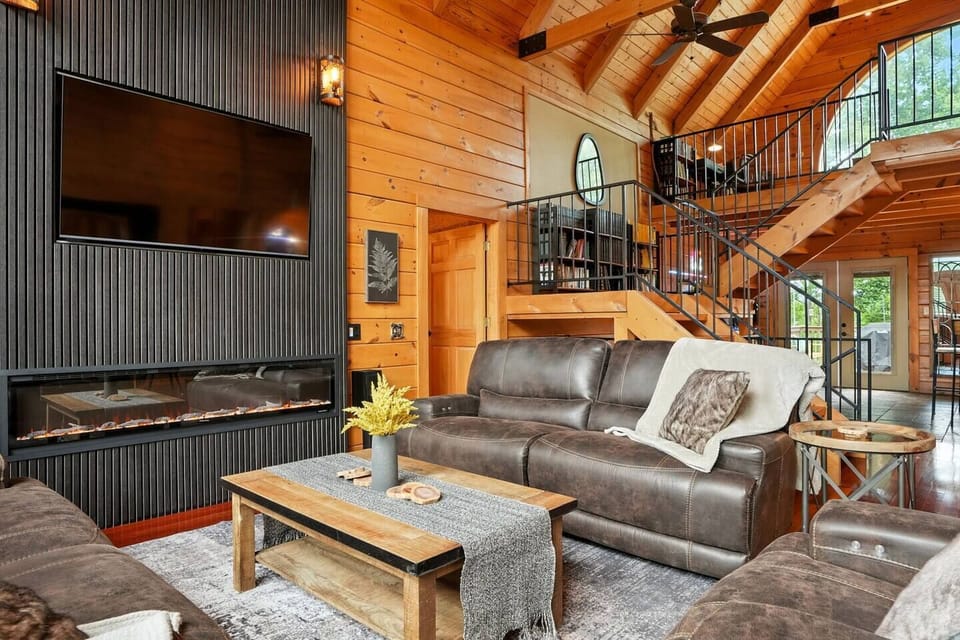 843aa6b3-56b1-4adb-a9fa-709cc87a4539