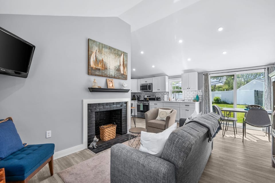 Cozy Livingroom with comfortable seating