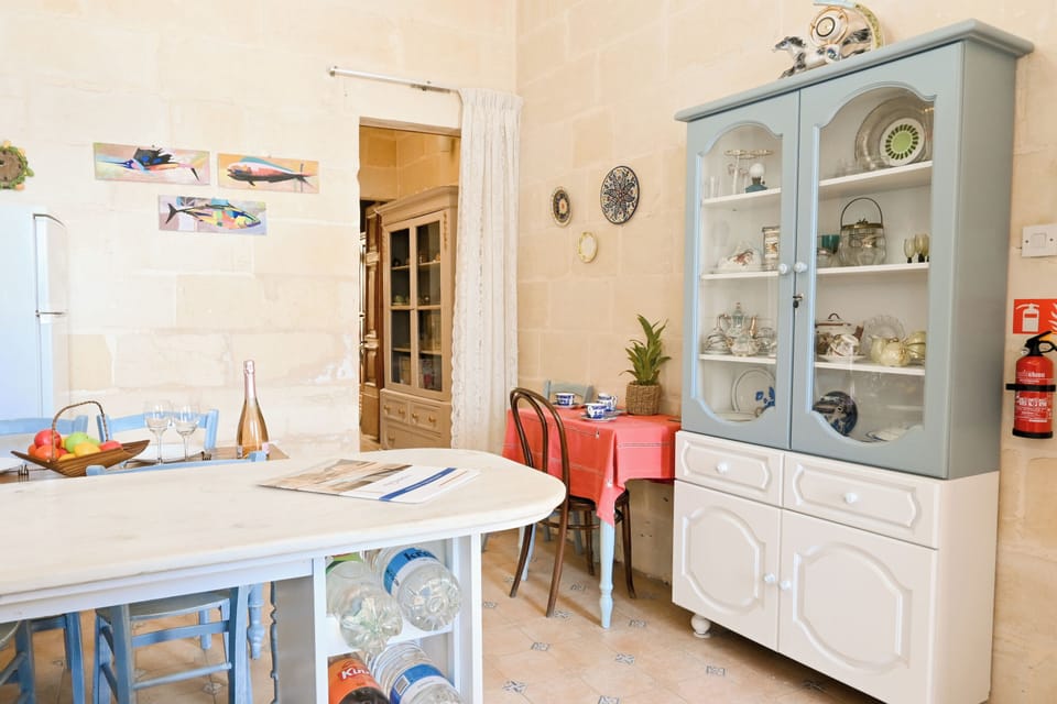 Kitchen and dining area