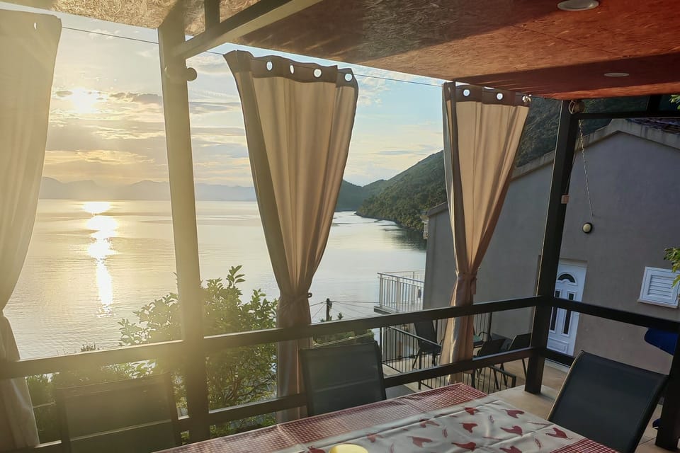 Terrace 1