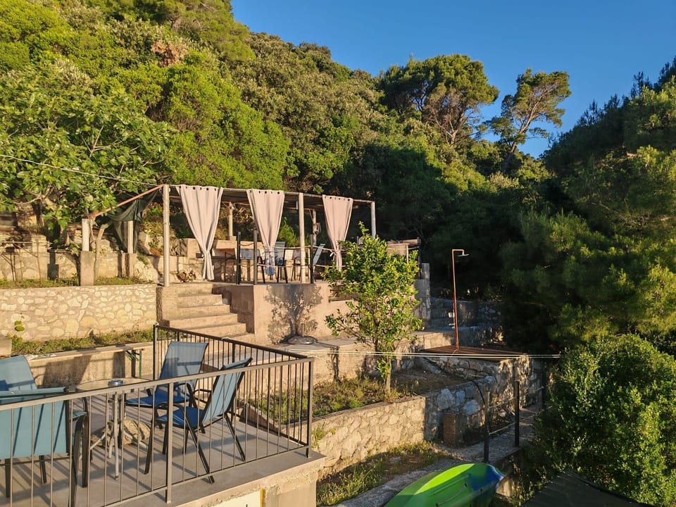 Terrace 1
