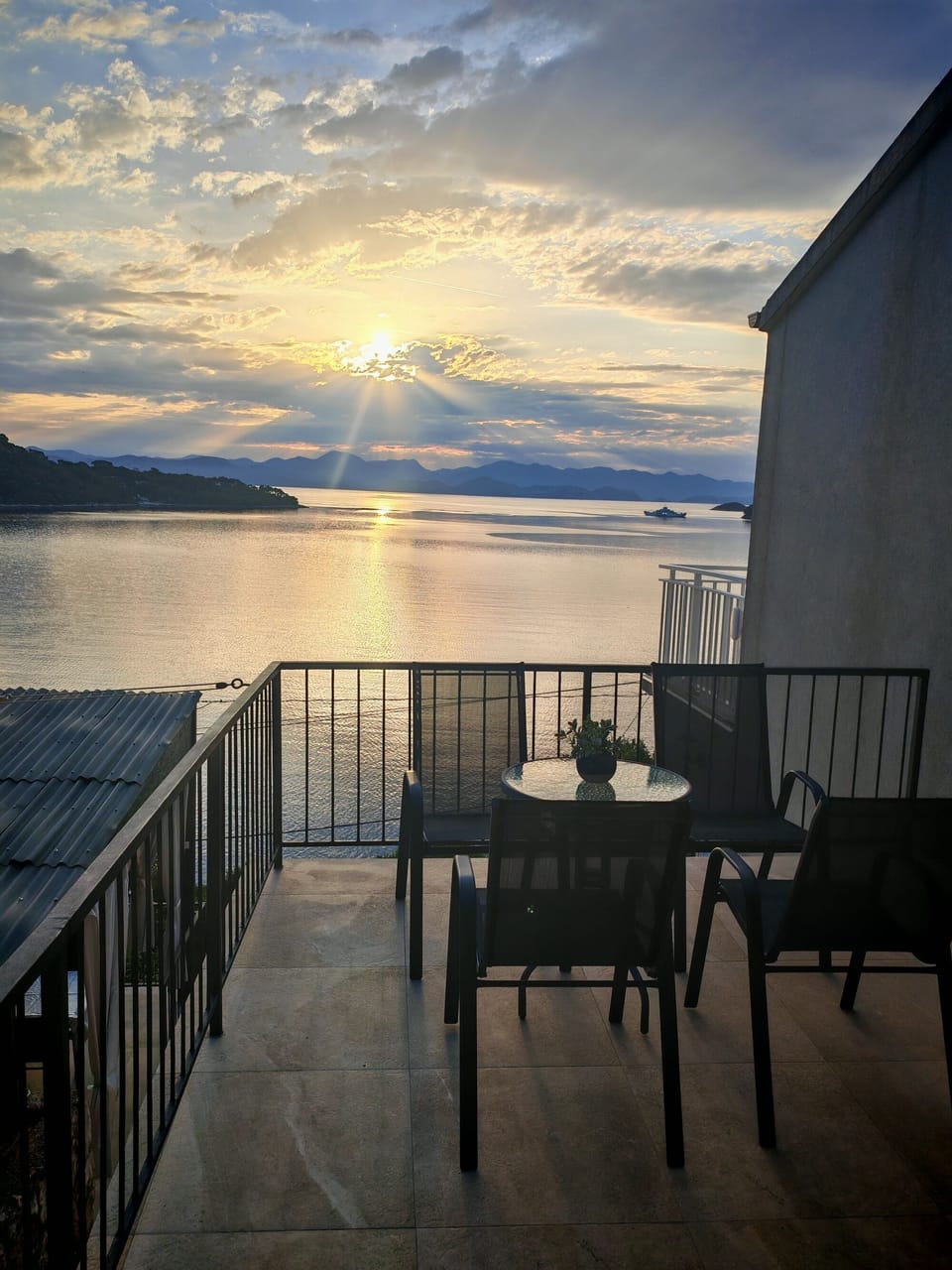 Terrace 2