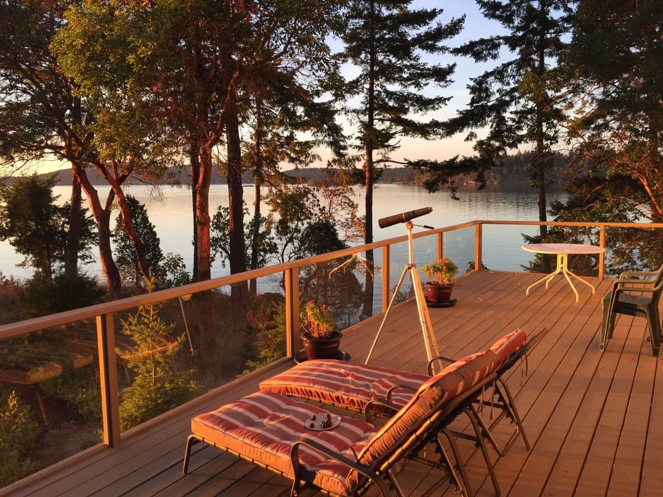 Peaceful and picturesque  sundeck during early evening