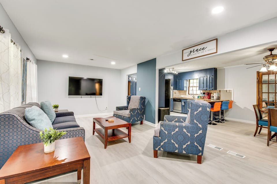 Riverdale Vacation Rental | 5BR | 3BA | Stairs Required | 2,800 Sq Ft