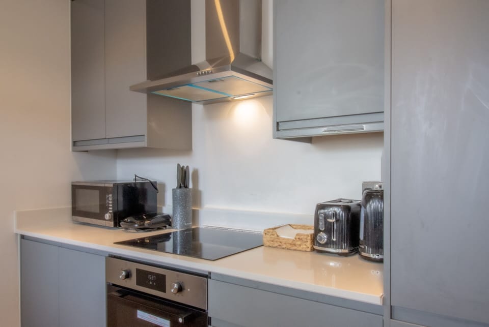 over and full kitchn utilites