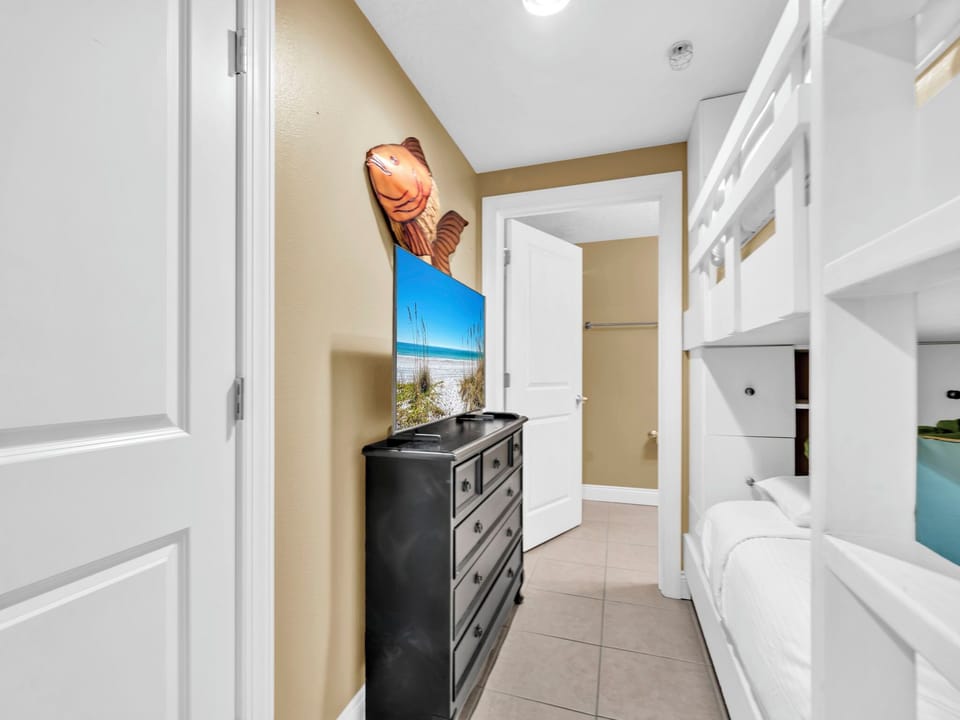 Bunk room