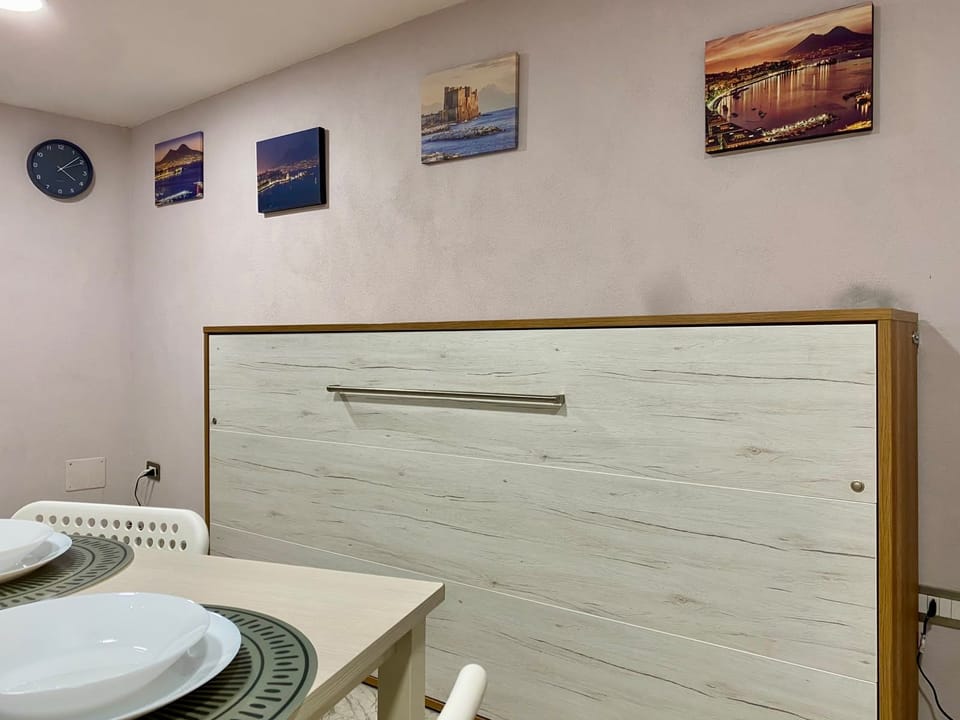 House Of Totor | A traditional townhouse in the historic center, nestled among art and history Bed and Breakfast in Naples