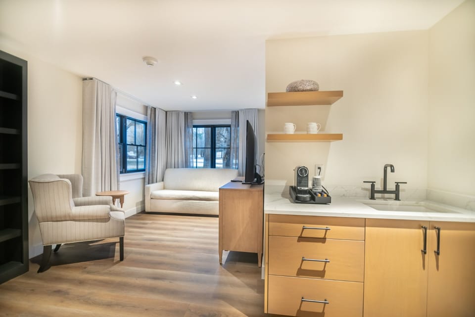 Sip morning coffee and prep easy snacks at the kitchenette.