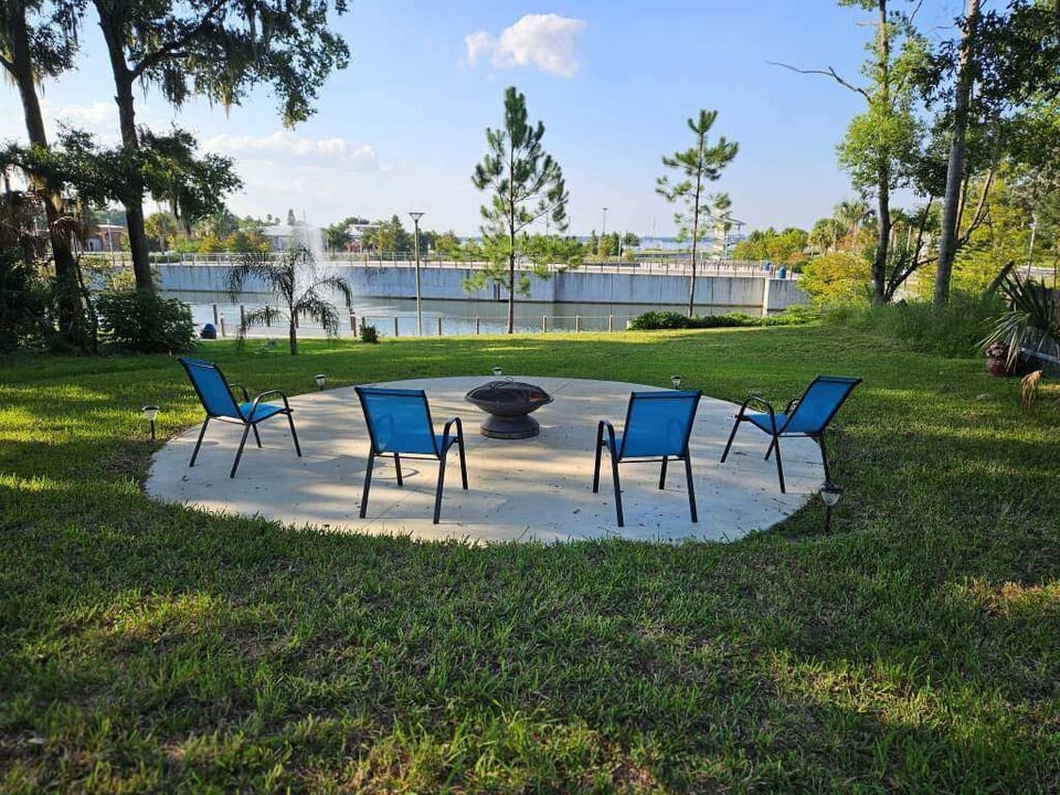 Backyard firepit area facing Lake Minneola