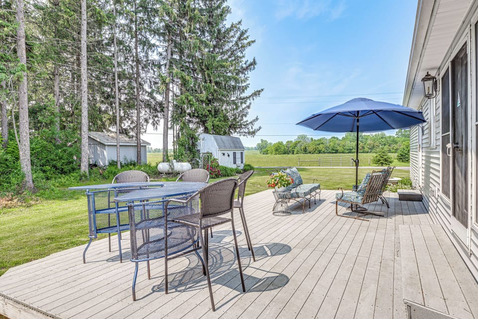 Seneca Falls Vacation Rental | 3BR | 2BA | 1,600 Sq Ft | Steps to Enter