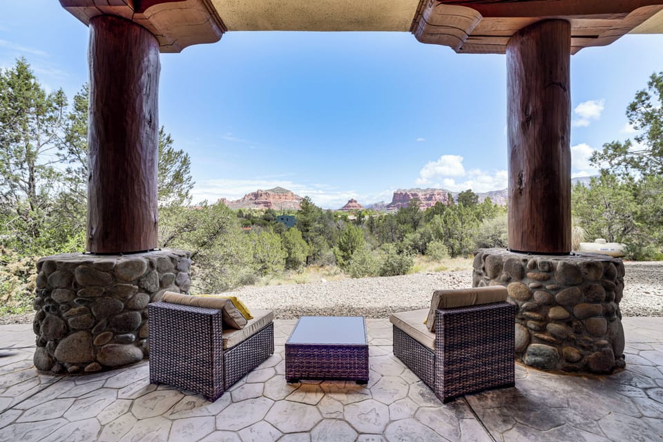 Covered Patio | Red Rock Views
