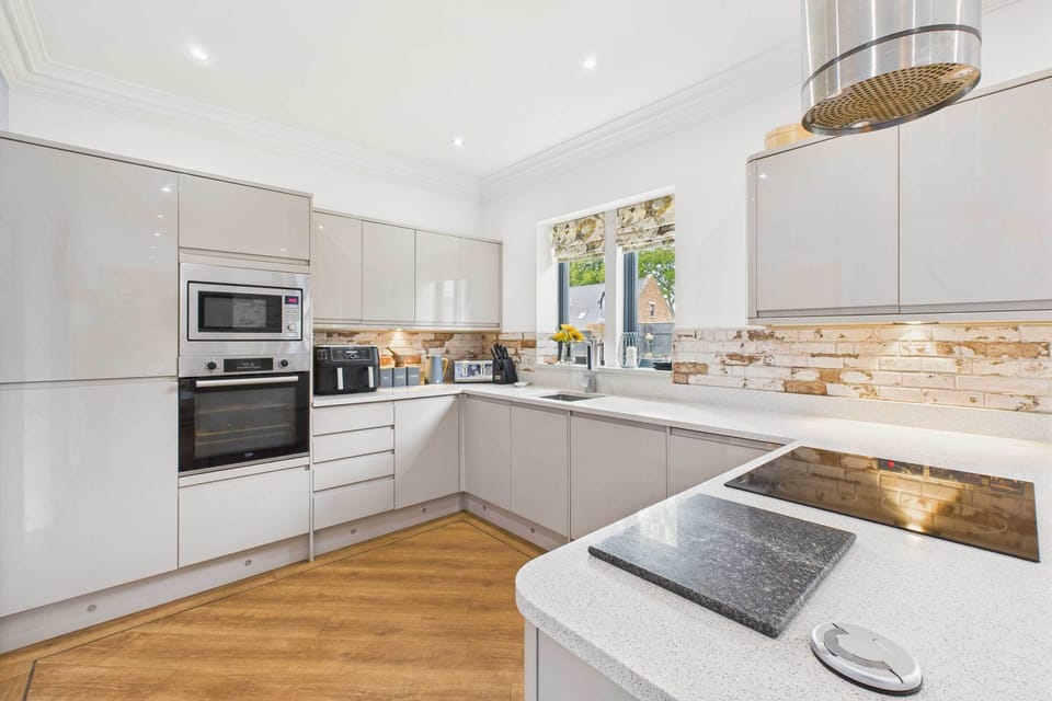 Church Lane, Nunthorpe - Host & Stay