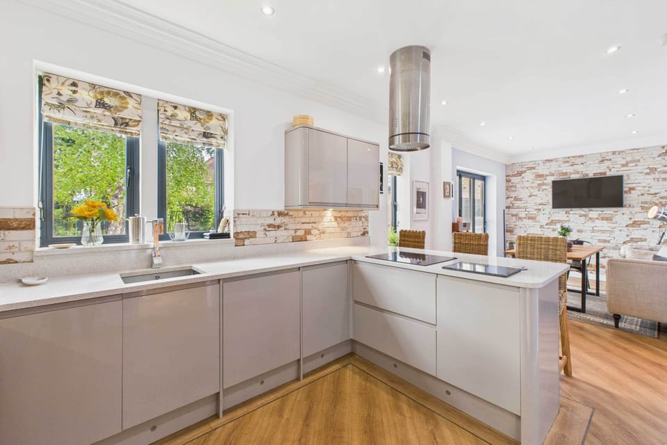 Church Lane, Nunthorpe - Host & Stay