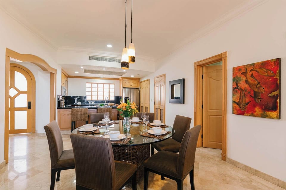 Dining Area | Villa La Estancia 2304 in Cabo San Lucas, Mexico by Luxus Vacation Properties