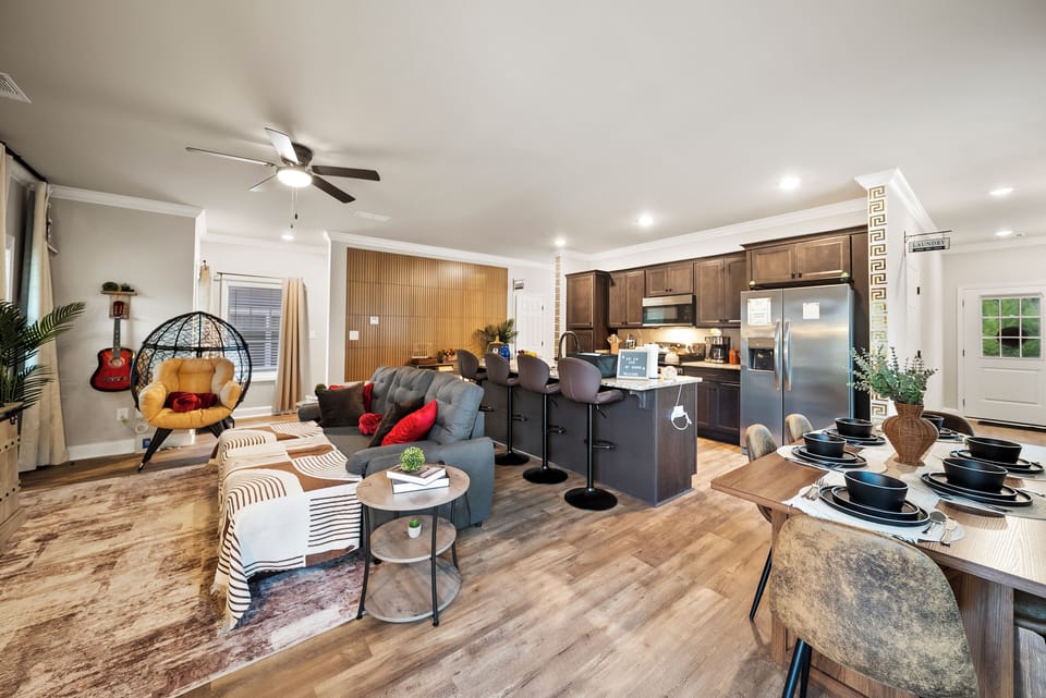 Everything you need for a relaxing, home-away-from-home stay.