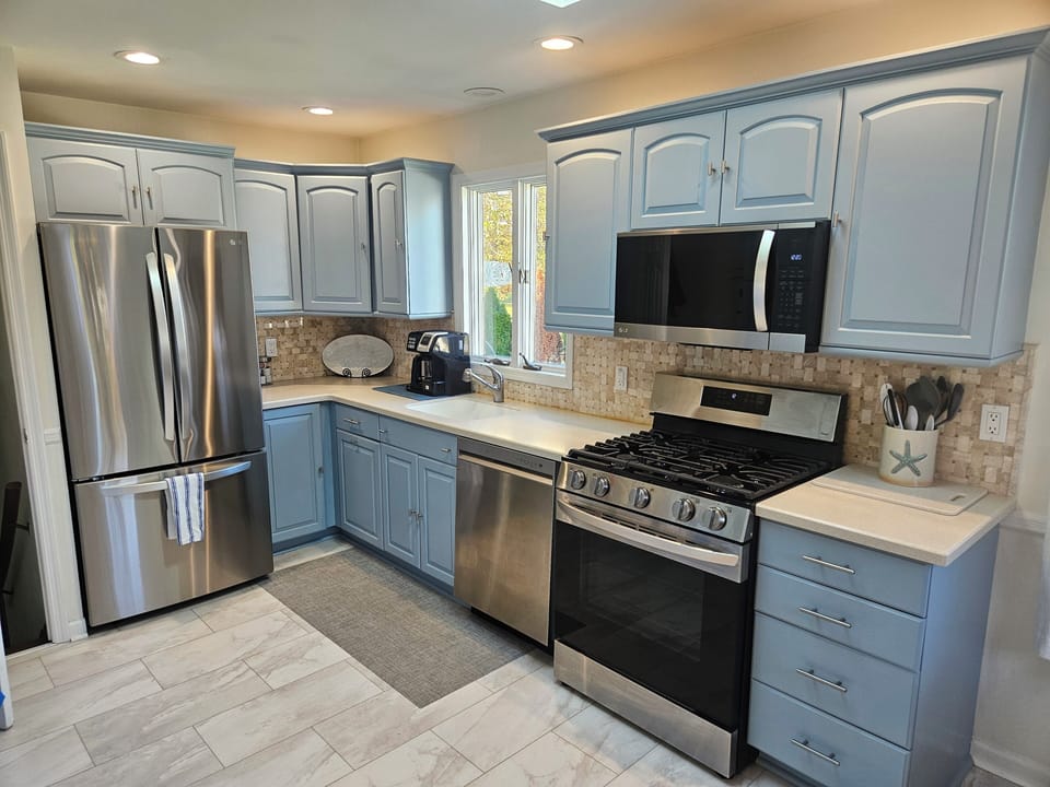 Fully stocked kitchen