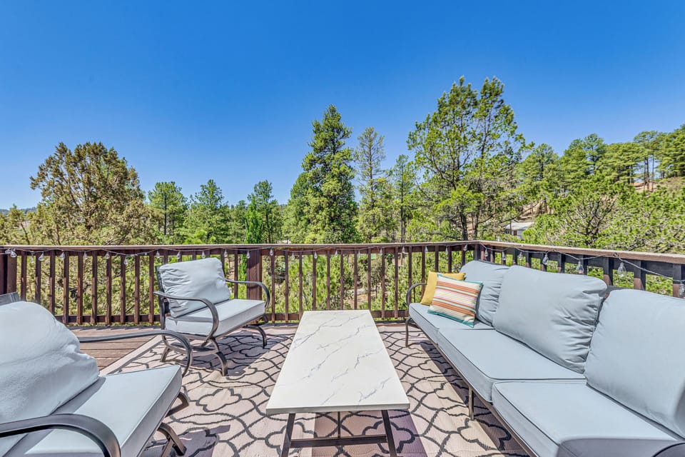 Ruidoso Vacation Rental | 3BR | 2BA | 1,200 Sq Ft | Steps to Enter