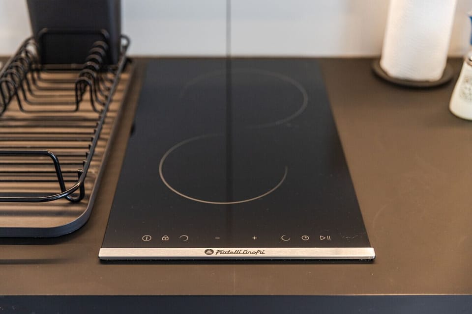 Fully-equipped kitchen details