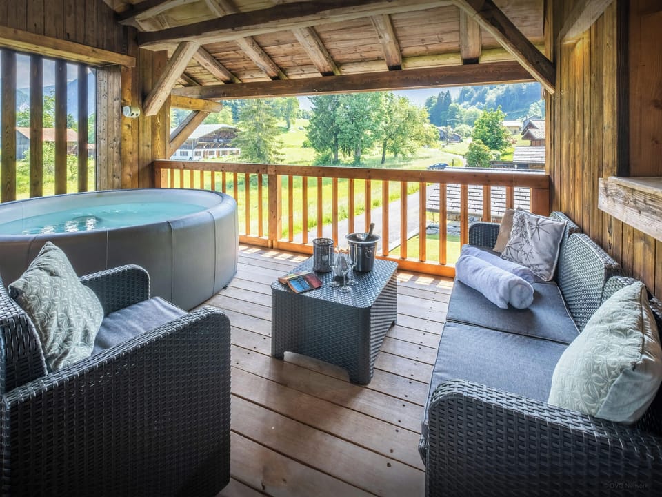 Jacuzzi/Terrace