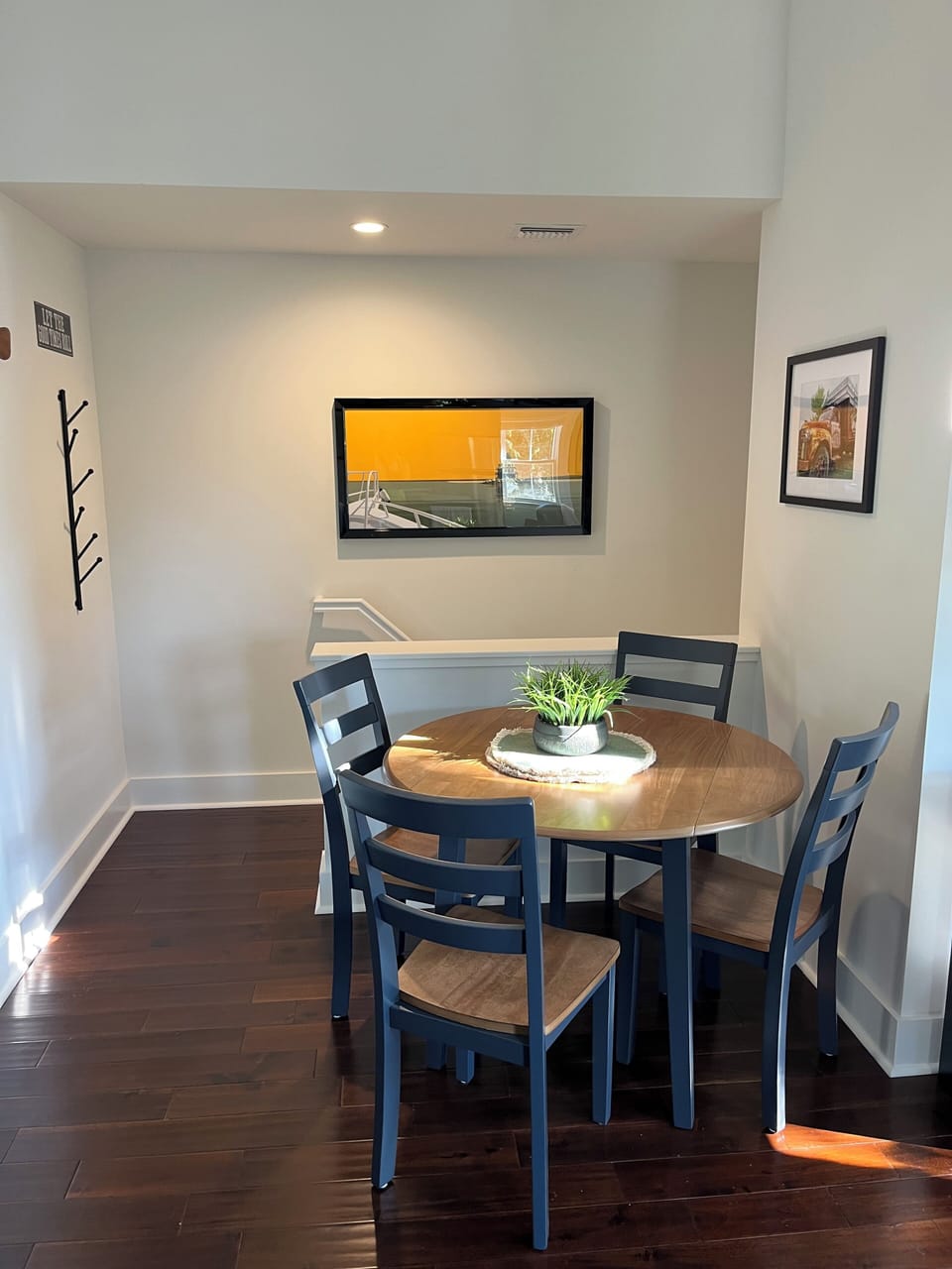 Dining Area 2