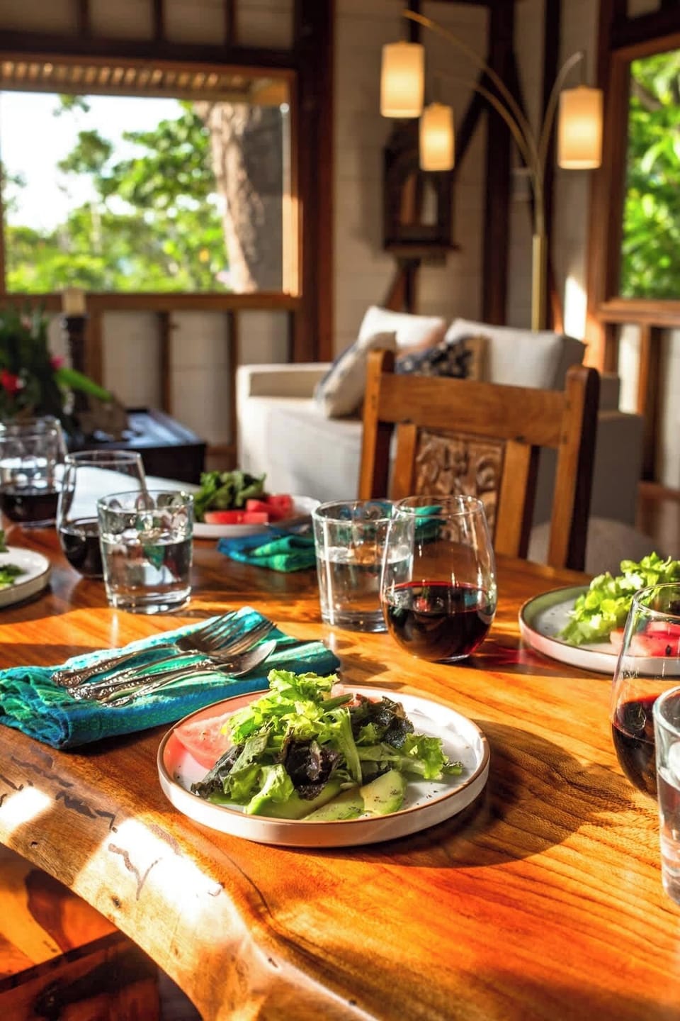 Enjoy a delicious 3-course dinner for just $35/night—a fresh, locally inspired meal in a stunning setting. Reserve before noon to indulge in an unforgettable dining experience!