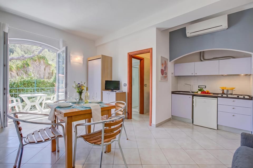 Kitchen and dining area