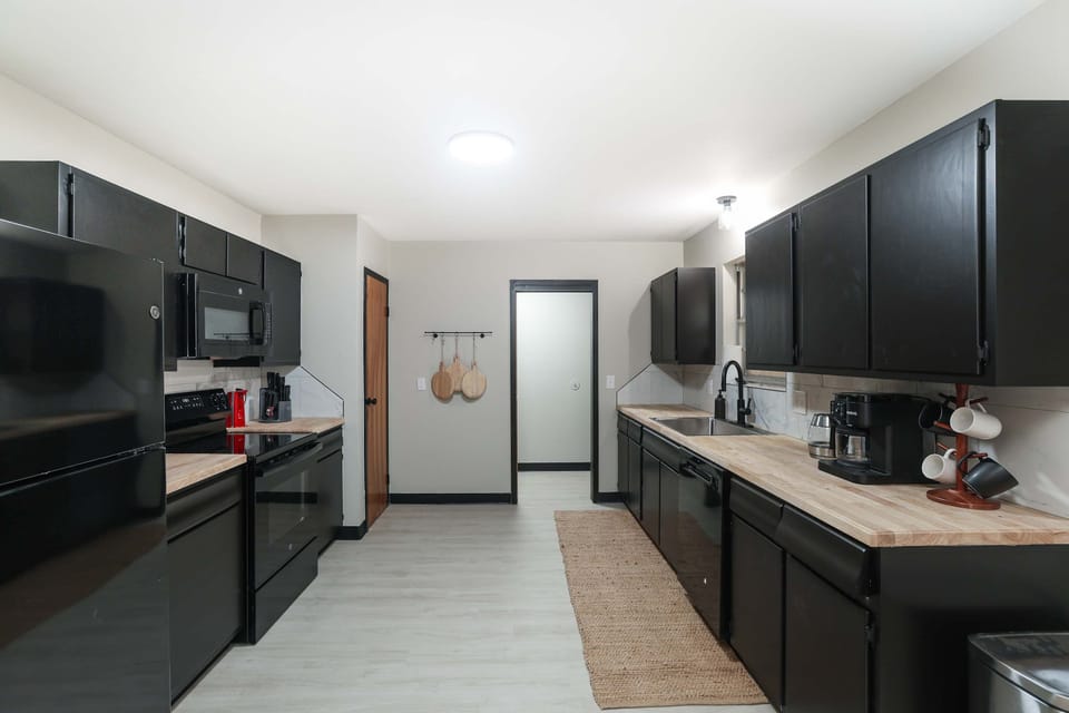 Full Kitchen
