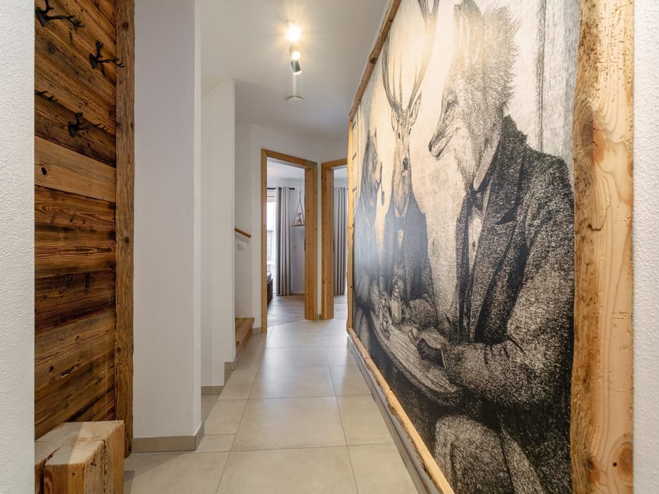 Entrance / Reception