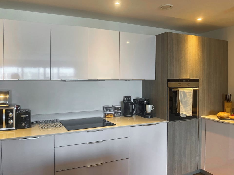 Kitchen | White Crest, St Ives