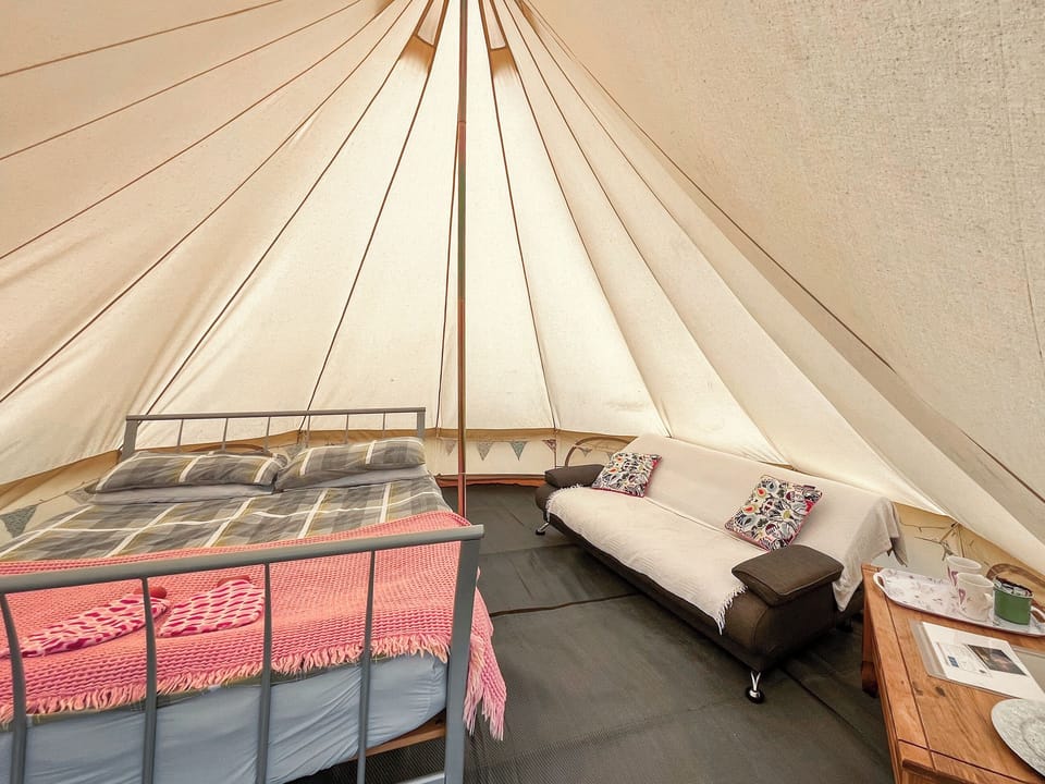 Double bedroom | Tryfan - Pen Cefn Farm, Abergele