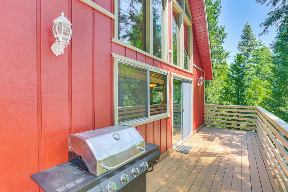 Deck | Gas Grill