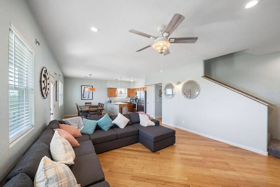 Share laughter & conversation in this inviting space