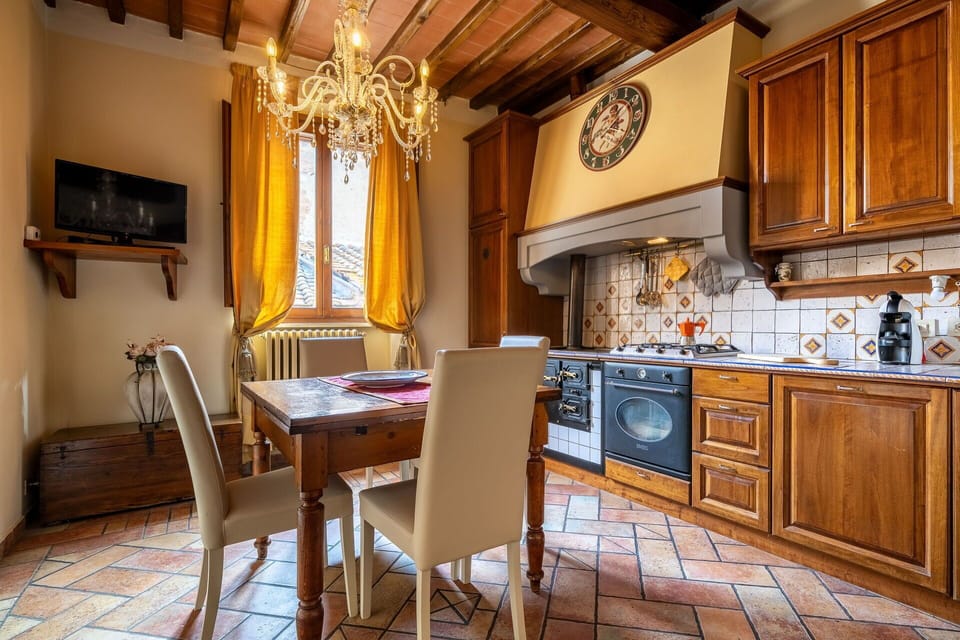 Autumn, Kitchen, Spring, Summer