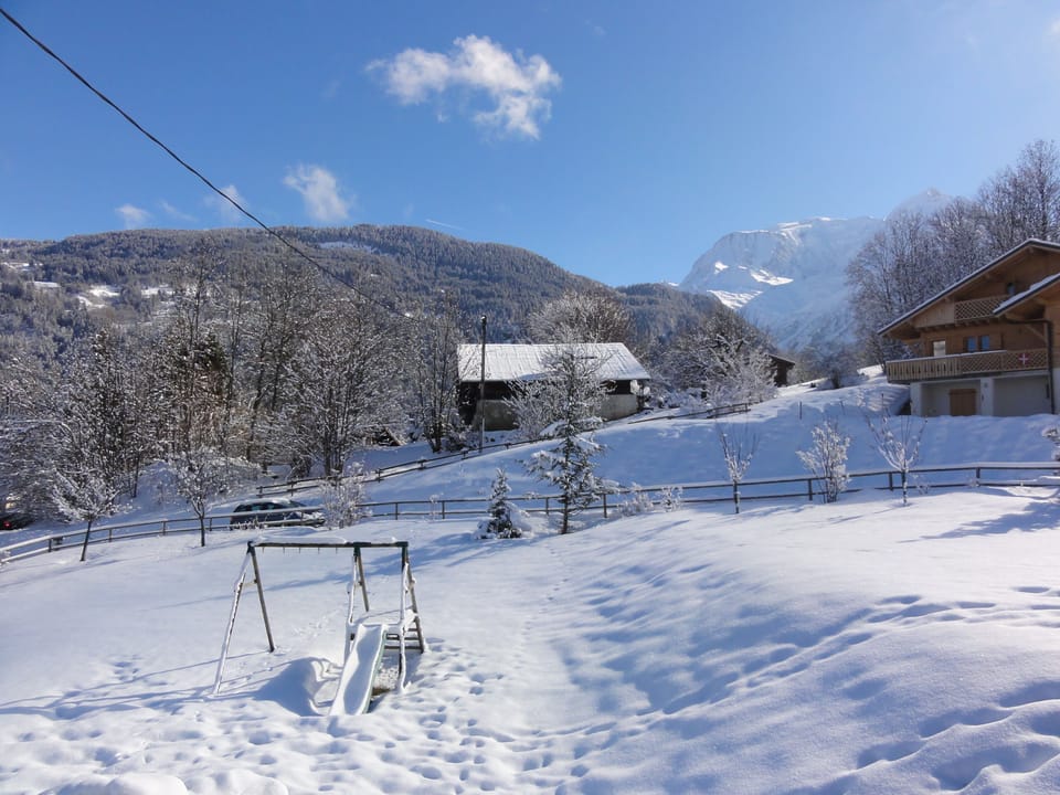 Snow and ski sports