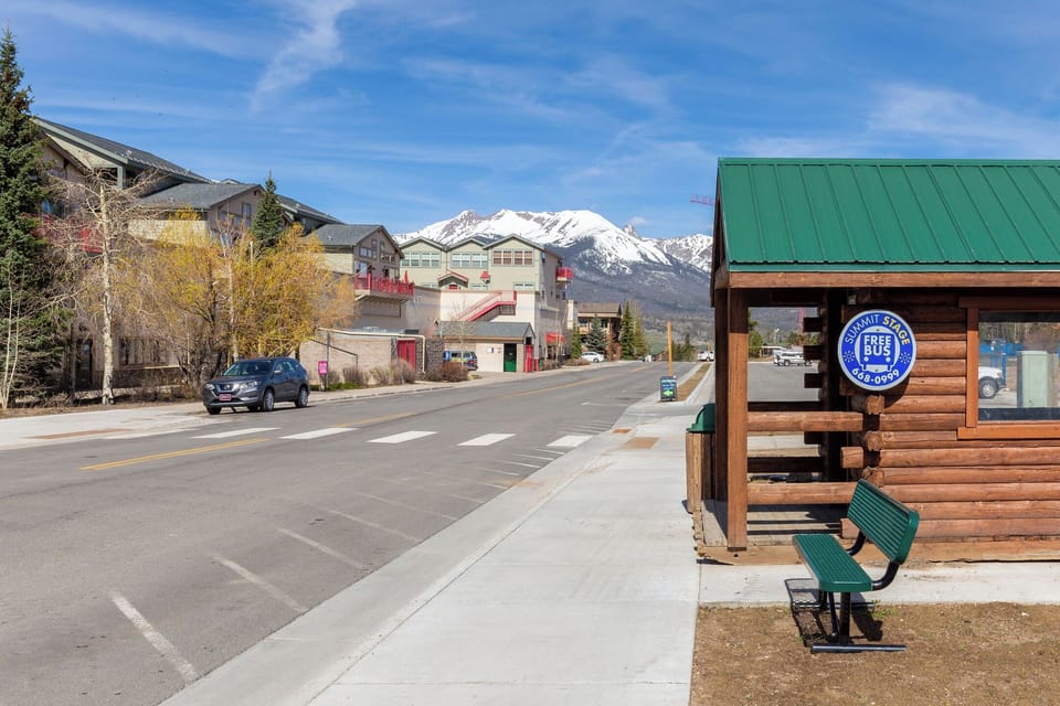 Free Summit Stage bus makes getting around town a breeze!