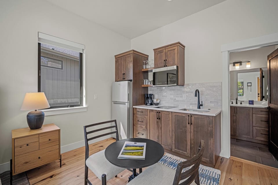 18105 Forestbrook-63