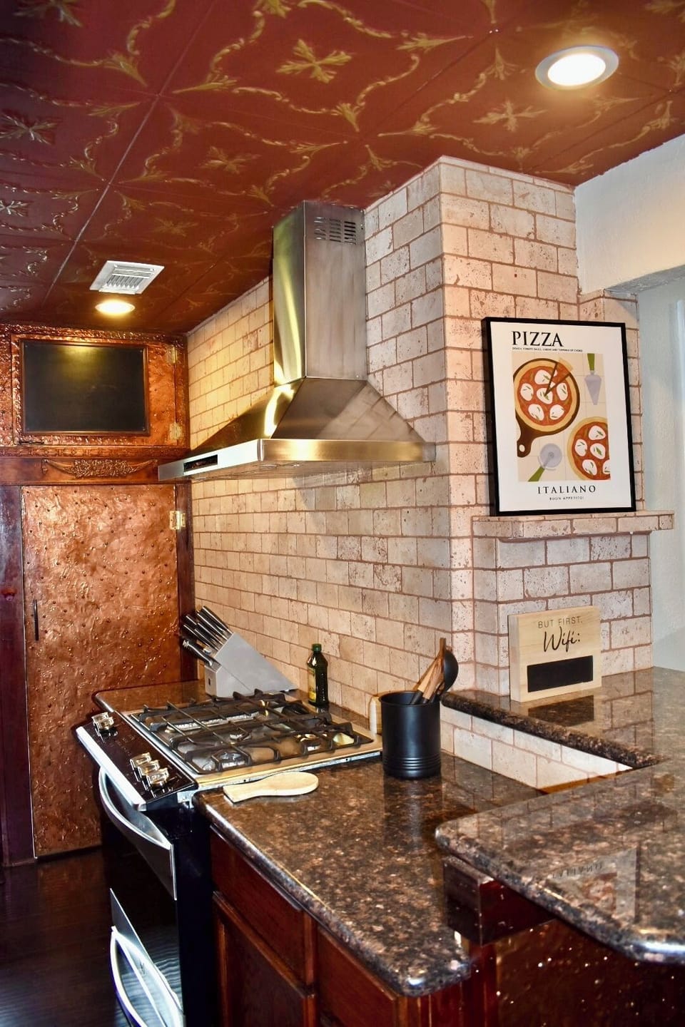 Private kitchen
